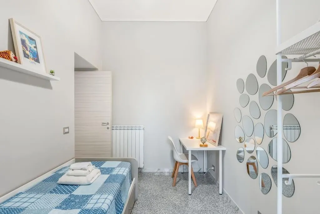 Apartment La Casa Vacanze Della Nonna Naples